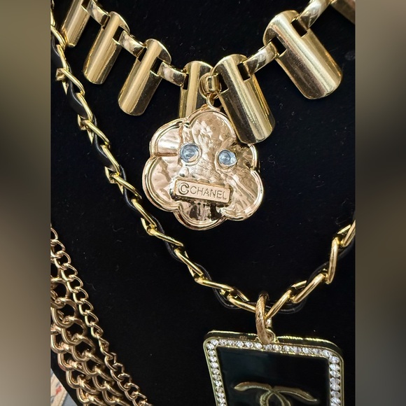 Gold and Black Statement Necklace Set - Picture 4 of 10